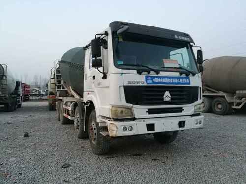 山东出售转让二手2012年中国重汽豪泺ZZ1317N3267D1搅拌运输车