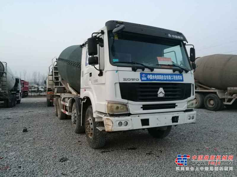 山东出售转让二手2012年中国重汽豪泺ZZ1317N3267D1搅拌运输车
