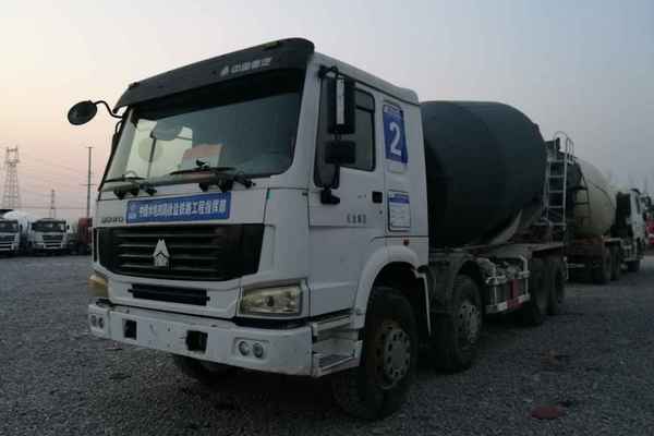 山东出售转让二手2012年中国重汽豪泺ZZ1317N3267D1搅拌运输车