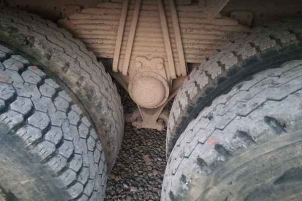 山东出售转让二手2012年中国重汽豪泺ZZ1317N3267D1搅拌运输车
