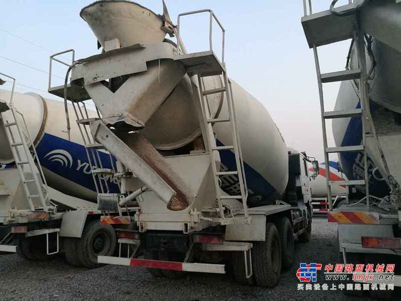 山东出售转让二手2012年陕汽德龙SX5255GJBJR404搅拌运输车