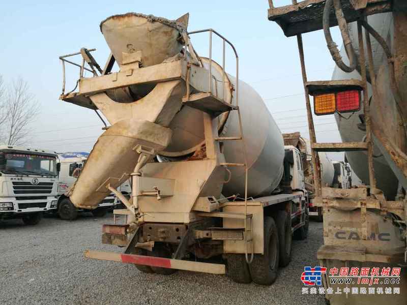山东出售转让二手2010年中国重汽豪泺ZZ5317GJBN3267D1搅拌运输车