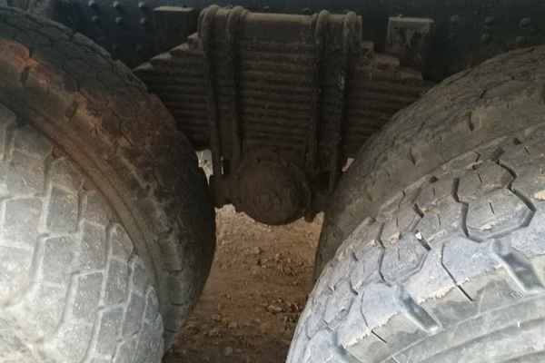山东出售转让二手2013年陕汽德龙SX5255GJBJR404搅拌运输车