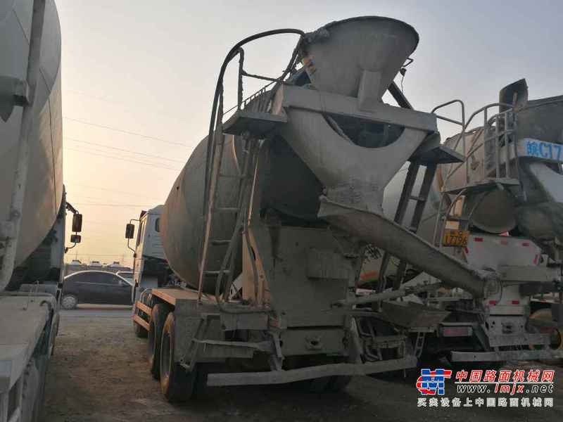 山东出售转让二手2013年陕汽德龙SX5255GJBJR404搅拌运输车