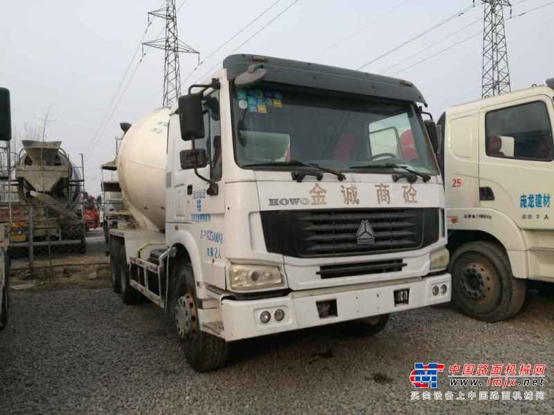 山东出售转让二手2011年中国重汽豪泺ZZ5317GJBN3267D1搅拌运输车