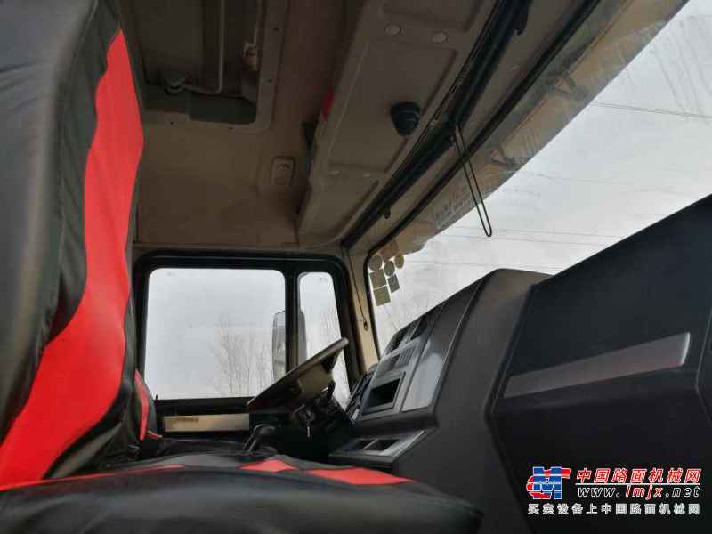山东出售转让二手2012年陕汽德龙SX5255GJBJR424搅拌运输车
