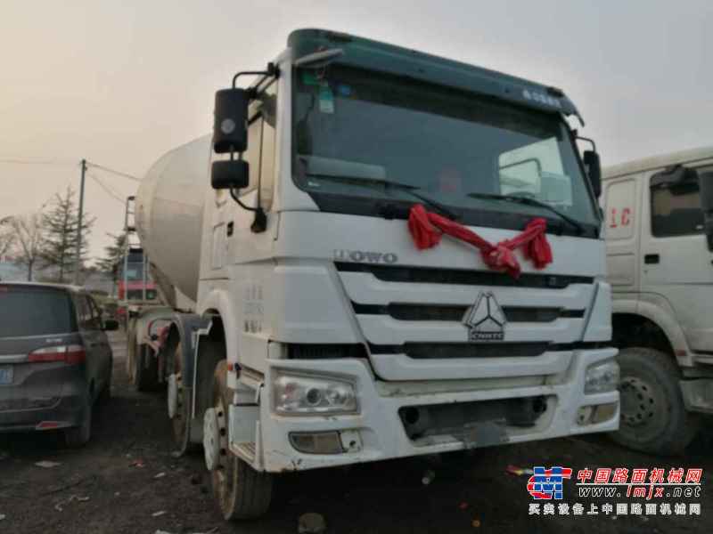 山东出售转让二手2012年中国重汽豪沃ZZ5253GJBN4241C1搅拌运输车