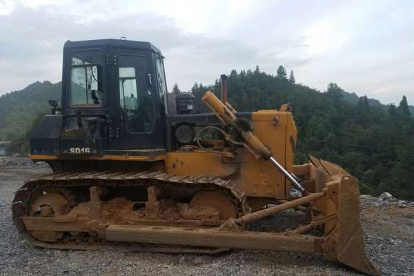 贵州出售转让二手6200小时2014年山推SD16推土机