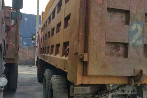 山西出售转让二手2013年中国重汽豪沃ZZ5437N466741自卸车