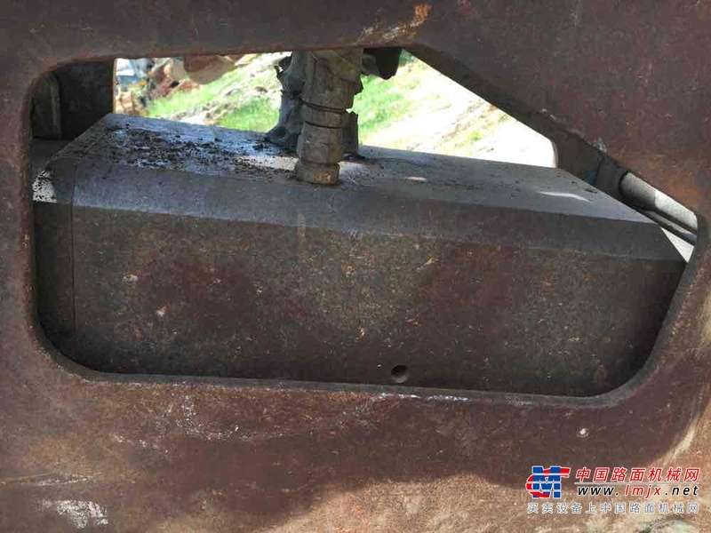 贵州出售转让二手3856小时2013年贝力特100破碎锤