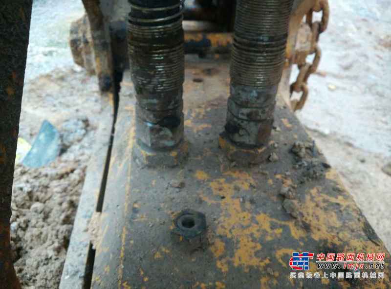 贵州出售转让二手5800小时2010年惊天135破碎锤