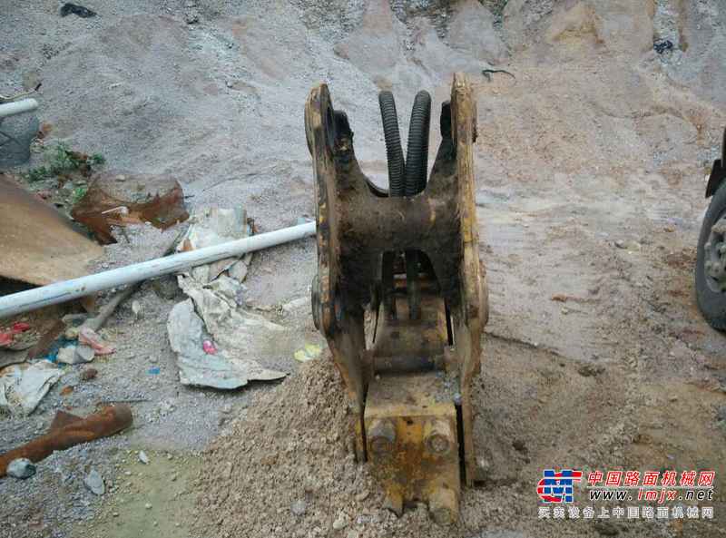贵州出售转让二手5800小时2010年惊天135破碎锤