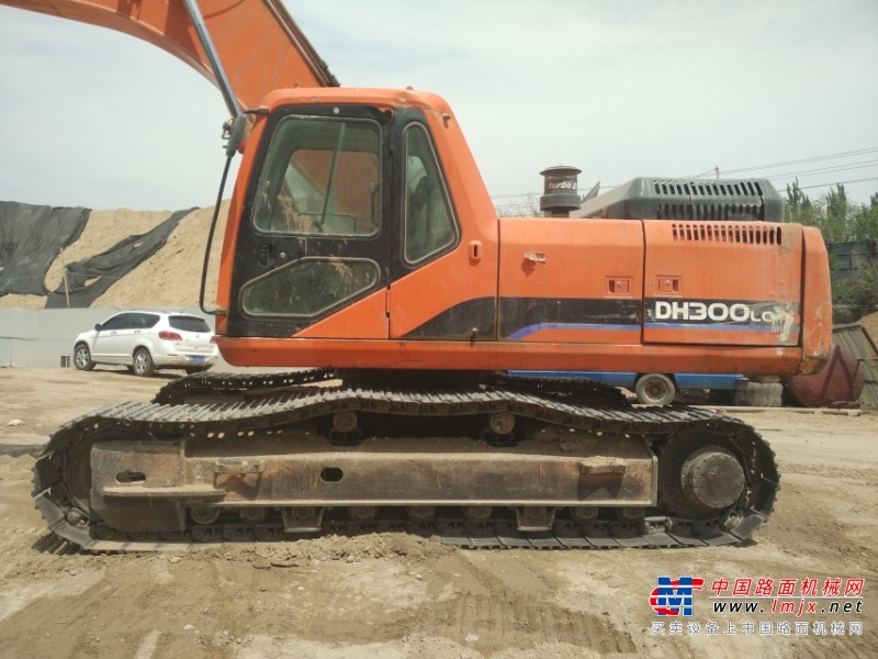 内蒙古出售转让二手19177小时2006年斗山DH300LC挖掘机