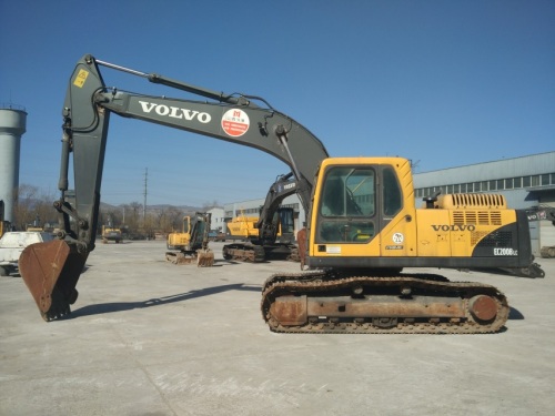 山西出售转让二手2502小时2013年沃尔沃EC200B挖掘机