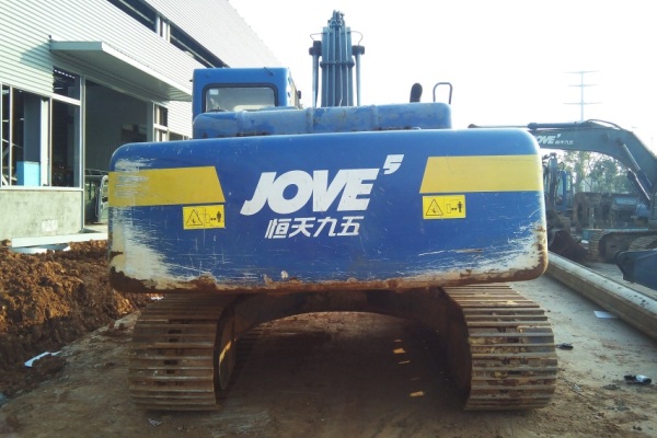 湖南出售转让二手1125小时2014年恒天九五重工JV235挖掘机