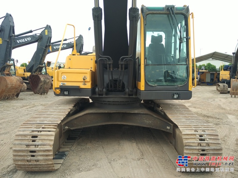上海出售转让二手7414小时2013年沃尔沃EC240BLC挖掘机