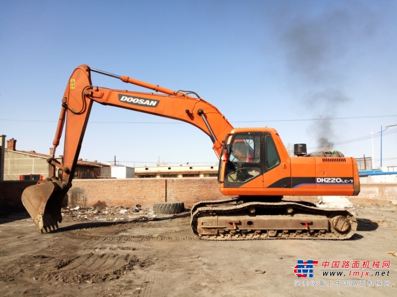 内蒙古出售转让二手2009年斗山DH220LC挖掘机