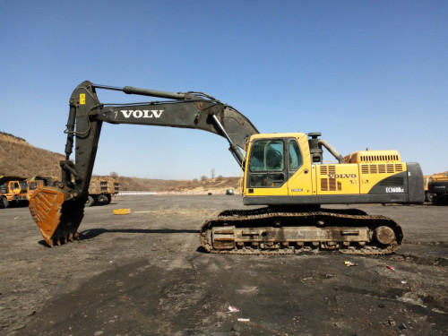内蒙古出售转让二手10566小时2010年沃尔沃EC360BLC挖掘机