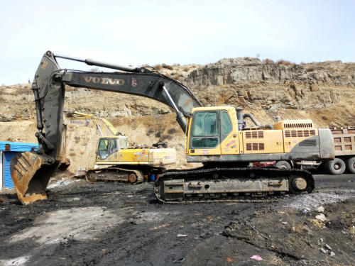 内蒙古出售转让二手15177小时2010年沃尔沃EC460BLC挖掘机
