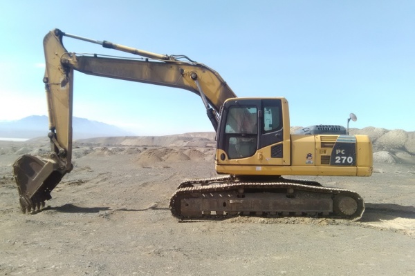 新疆出售转让二手13447小时2009年小松PC240LC挖掘机