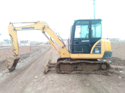 新疆出售转让二手4562小时2011年小松PC56挖掘机
