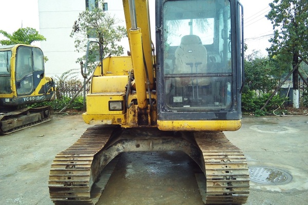 广西出售转让二手4275小时2012年小松PC60挖掘机