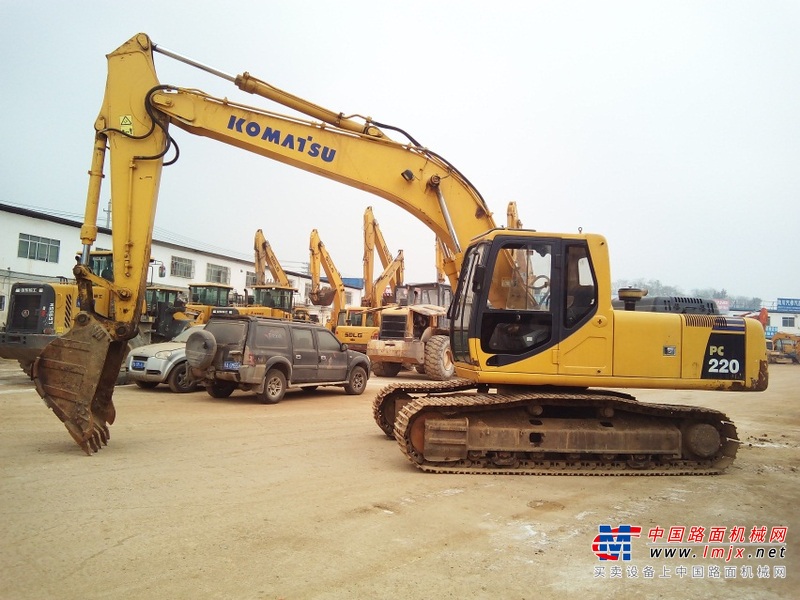 广西出售转让二手2009年柳工CLG205C挖掘机