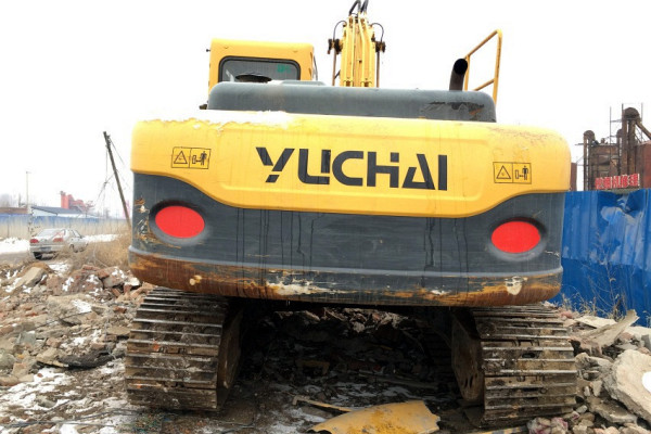 吉林出售转让二手2010年玉柴YC230LC挖掘机