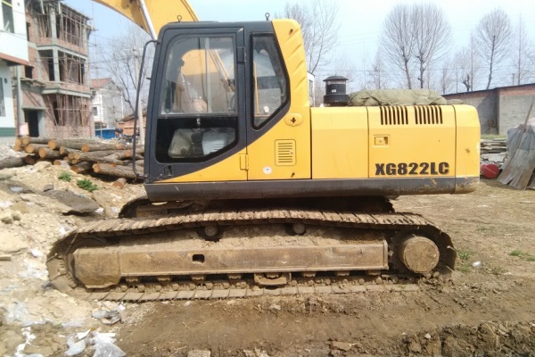 陕西出售转让二手4988小时2009年厦工XG822LC挖掘机