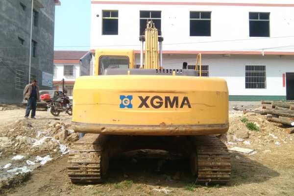 陕西出售转让二手4988小时2009年厦工XG822LC挖掘机