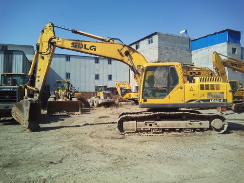甘肃出售转让二手4351小时2011年临工LG6210挖掘机