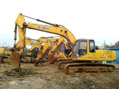 湖北出售转让二手3125小时2012年徐工XE260C挖掘机