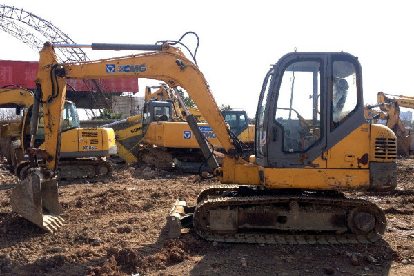 湖北出售转让二手5399小时2010年徐工XE60挖掘机