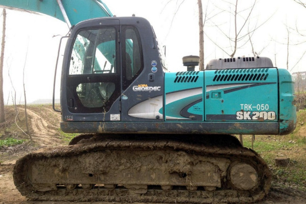 湖北出售转让二手8226小时2008年神钢SK200挖掘机