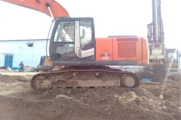 湖北出售转让二手8883小时2008年日立ZX200挖掘机