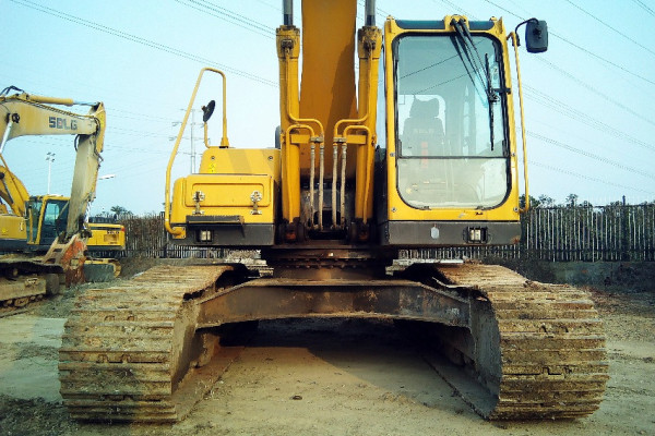 安徽出售转让二手2034小时2013年临工LG6225E挖掘机