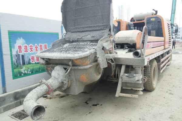 陕西出售转让二手4000小时2013年三一SY5271THB38E泵车