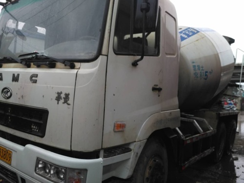 云南出售转让二手15000小时2011年福田重机5R48泵车