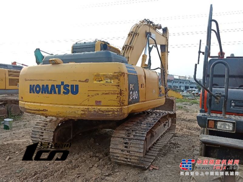 北京出售转让二手10079小时2009年小松PC200-8挖掘机