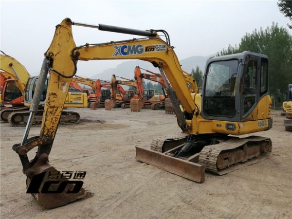 石家庄市出售转让二手2013年徐工XE60CA挖掘机