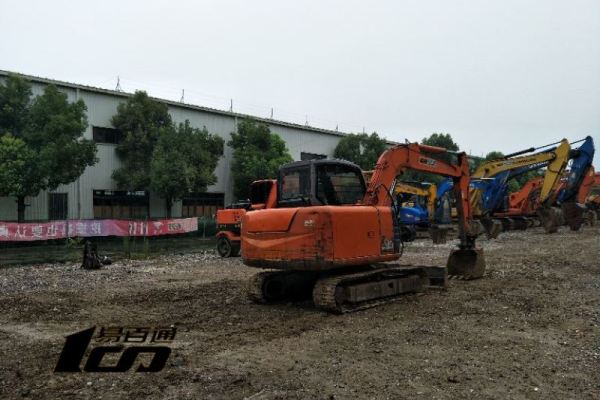 合肥市出售转让二手2009年日立ZX60挖掘机