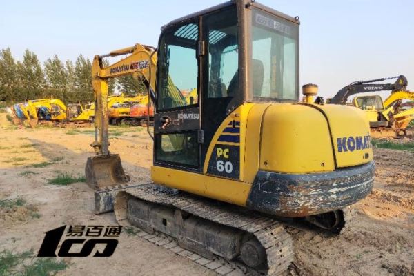 郑州市出售转让二手2516小时2017年小松PC56-7挖掘机