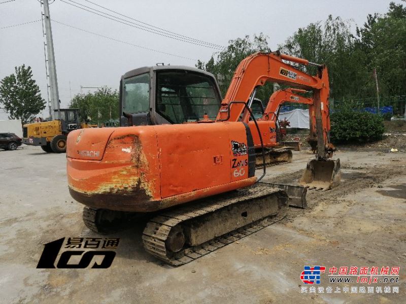 唐山市出售转让二手2009年日立ZX60挖掘机