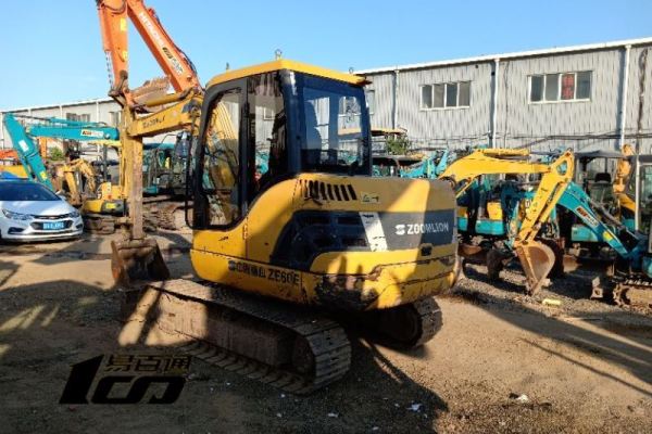 廊坊市出售转让二手2013年中联重科ZE60E挖掘机