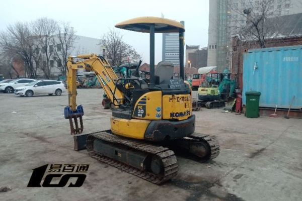 天津出售转让二手6494小时2010年小松PC30MR-3挖掘机
