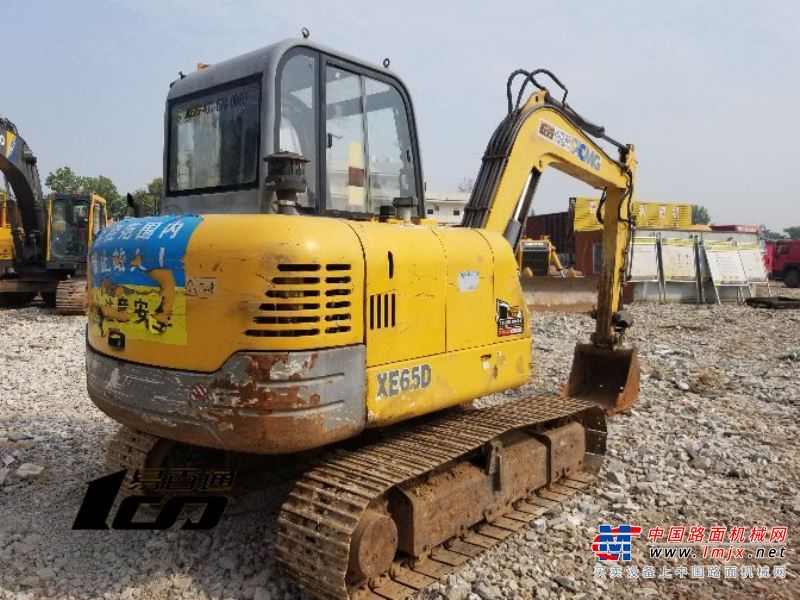 武汉市出售转让二手2012年徐工XE65D挖掘机