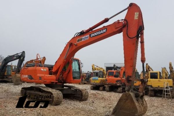 武汉市出售转让二手2012年斗山DH215-9E挖掘机