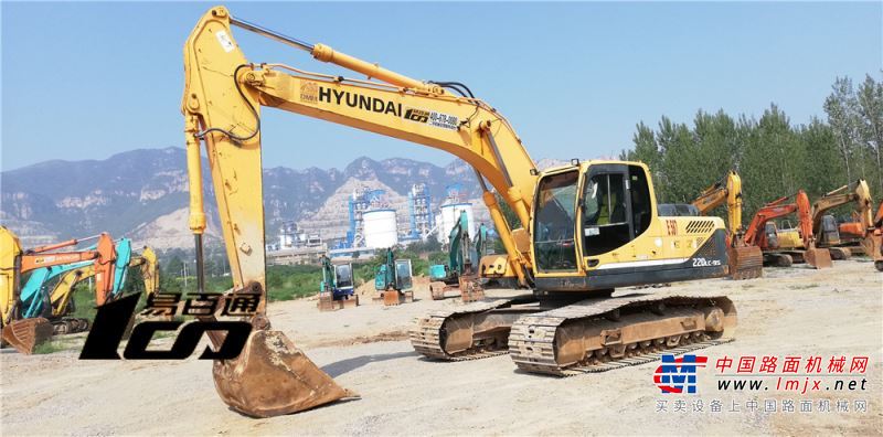 石家庄市出售转让二手2012年现代ROBEX220LC-9S挖掘机