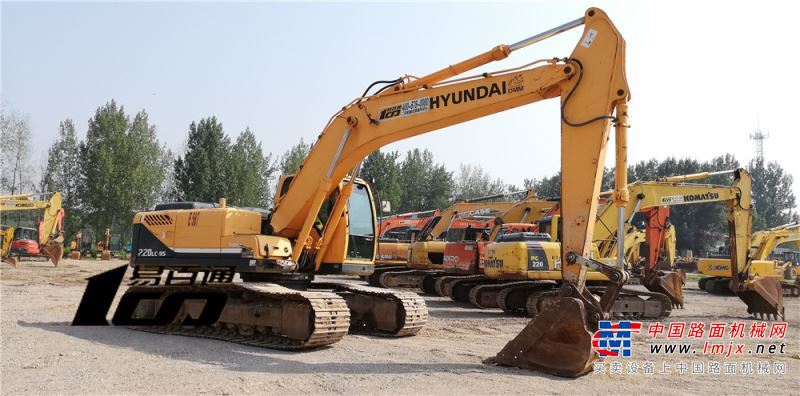 石家庄市出售转让二手2012年现代ROBEX220LC-9S挖掘机