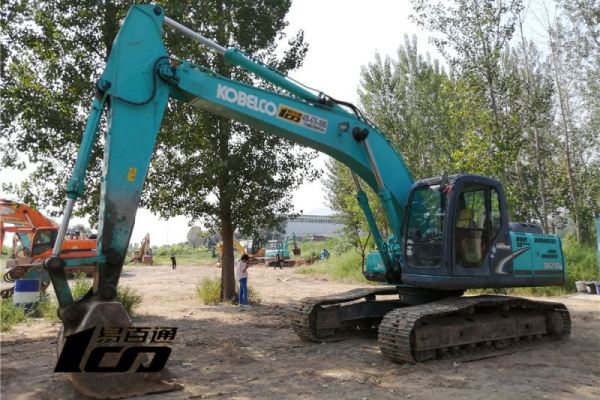 石家庄市出售转让二手12260小时2010年神钢SK210LC-8挖掘机